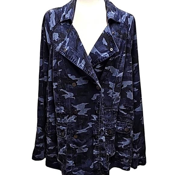 Lane Bryant Jackets & Blazers - Lane Bryant Blue Camo Jacket Blazer 100% Lyocell Snap Closures Woman Sz 14/16